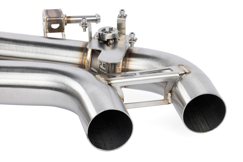 Volkswagen Golf R Performance Exhaust - APR - APR Catback with Dual Helmholtz Resonators - Matte Carbon Fiber - `22-`25