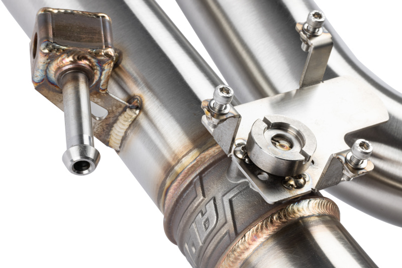 Volkswagen Golf R Performance Exhaust - APR - APR Catback with Dual Helmholtz Resonators - Matte Carbon Fiber - `22-`25
