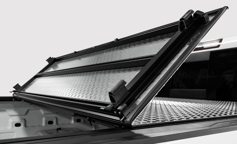 Chevrolet Silverado 3500 Tonneau Cover - Access - LOMAX Tri-Fold - Carbon Fiber - `15-`19