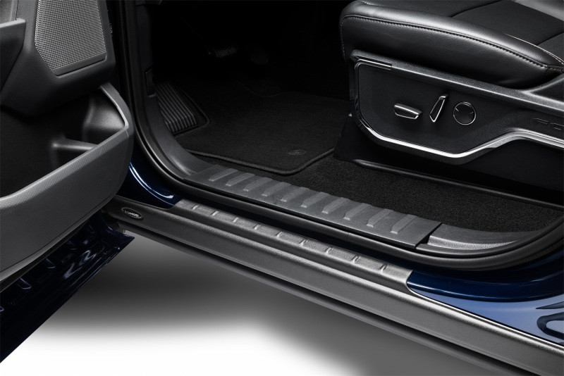 Ram 1500 Crew Cab Body Armor - Rocker Panel and Sill Plate - Bushwacker - Trail Armor - Black - `19-`22 Ram 1500 Crew Cab Body Armor - Rocker Panel and Sill Plate - Bushwacker - Trail Armor - Black - `19-`22