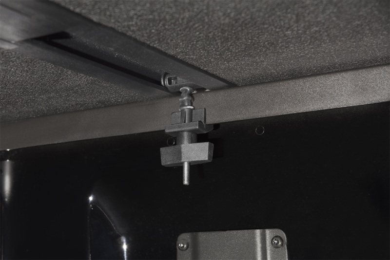 GMC Sierra 1500 Tonneau Cover - Extang - Solid Fold 2.0 Toolbox - Black Textured - `19-`26