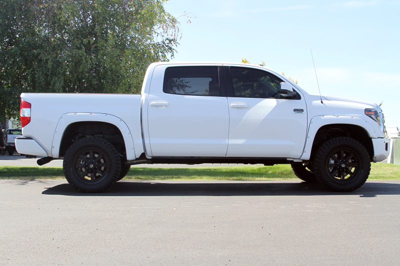 Toyota Tundra Performance Exhaust - Flowmaster - Outlaw Cat-Back, Super 10 Muffler, Dual Tailpipes, 4.00-inch Black Ceramic Coated Tips - Black - `09-`21