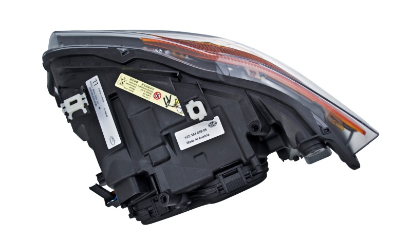 BMW 325i Headlight Assemblies - Hella - Bi-Xenon - 2006