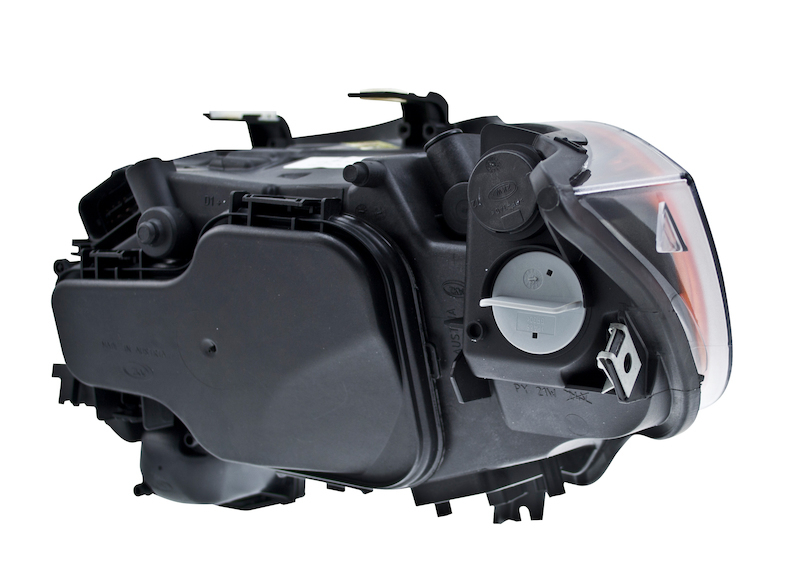 BMW 330i Headlight Assemblies - Hella - Bi-Xenon - 2006