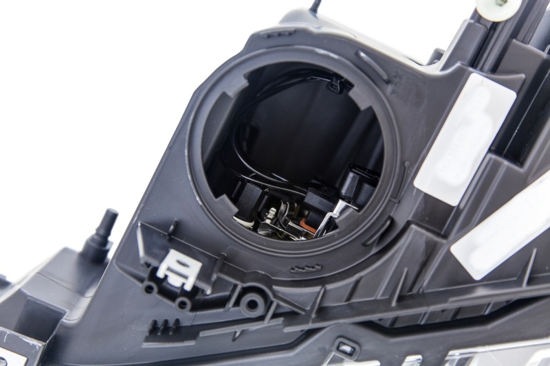 BMW 320i Headlight Assembly - Front - Hella - Halogen - `12-`14