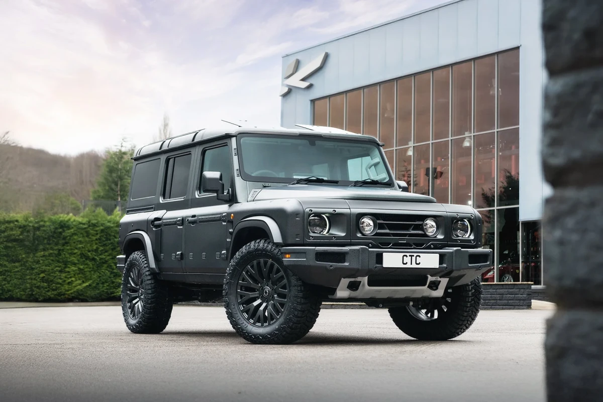 Ineos Grenadier Compete Styling Package - Series 2 w/ G22 RS-Forged Light Alloy Wheel - Matte Black