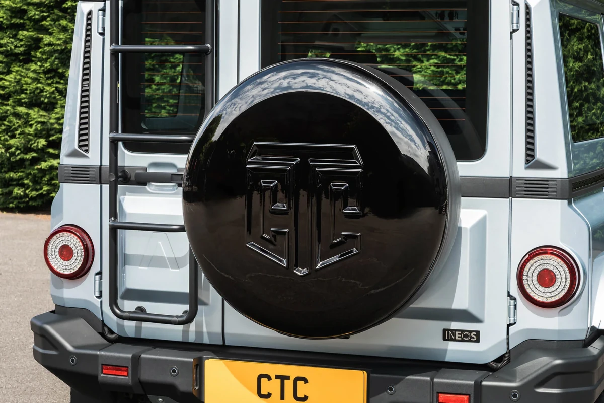 Ineos Grenadier Custom Spare Tire Cover - CTC Crest - Piano Black