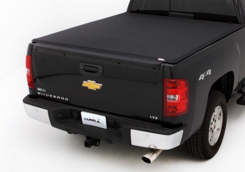 Chevrolet Silverado 1500 Tonneau Cover - LUND - Genesis Elite Tri-Fold - Black - `99-`07 Chevrolet Silverado 1500 Tonneau Cover - LUND - Genesis Elite Tri-Fold - Black - `99-`07