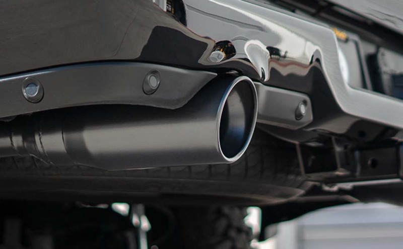 GMC 3500HD Performance Exhaust - Passenger Side Rear Exit - Magnaflow - Cat Back - `22-`27