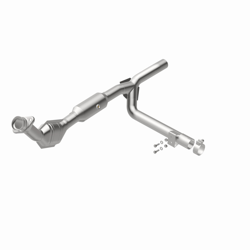 Ford F-150 XL/XLT Catalytic Converter - Magnaflow - OEM Grade / EPA Compliant Direct-Fit - `01-`03