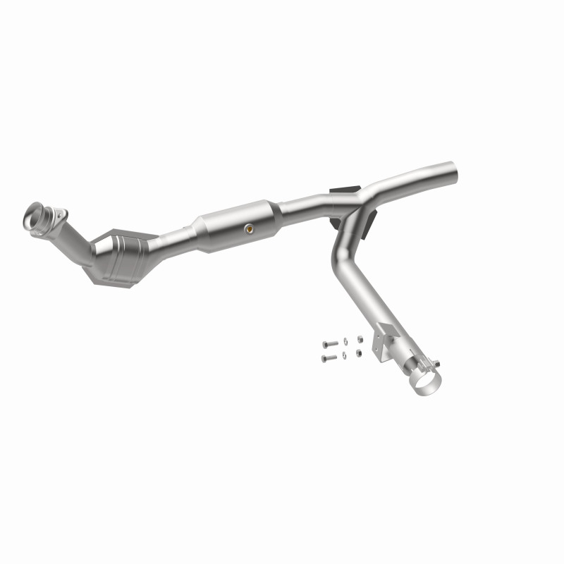 Ford F-150 XL/XLT Catalytic Converter - Magnaflow - OEM Grade / EPA Compliant Direct-Fit - `01-`03