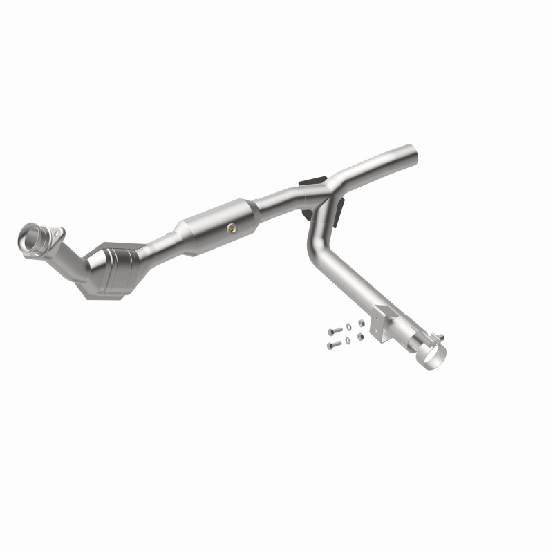 Ford F-150 XL/XLT Catalytic Converter - Magnaflow - OEM Grade / EPA Compliant Direct-Fit - `01-`03