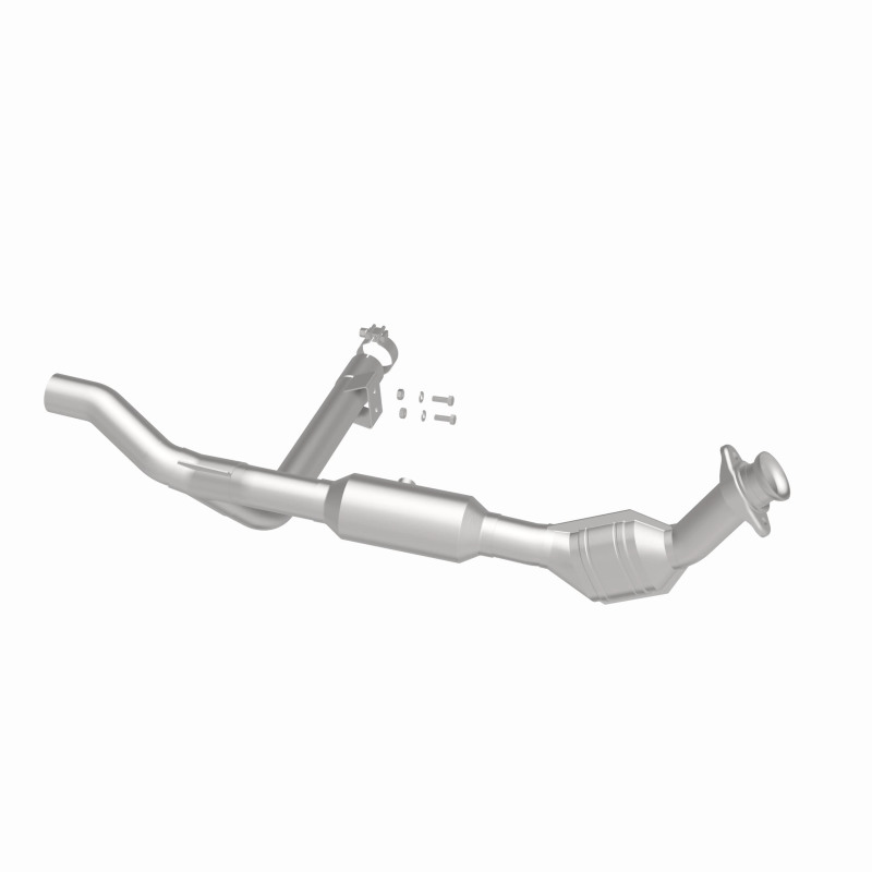 Ford F-150 XL/XLT Catalytic Converter - Magnaflow - OEM Grade / EPA Compliant Direct-Fit - `01-`03