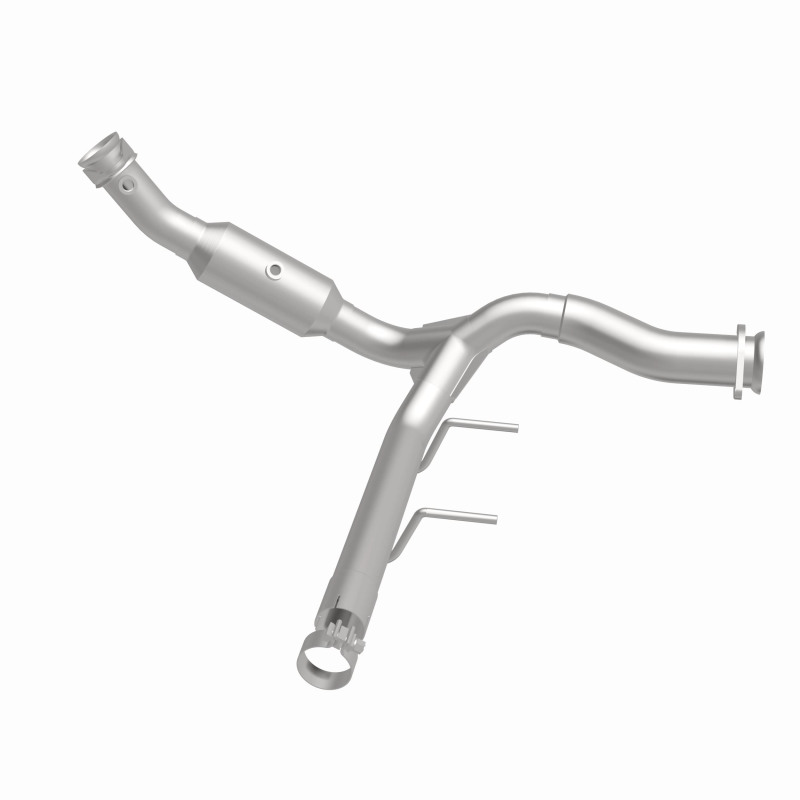 Ford F-150 Catalytic Converter - Right Side - Magnaflow - OEM Grade Direct-Fit - `15-`20