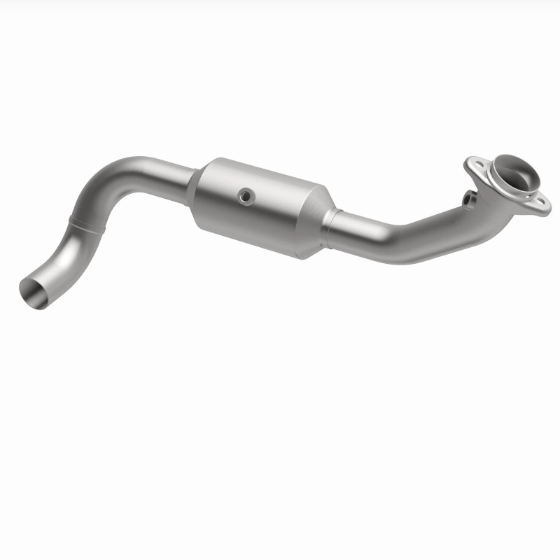 Ford F-150 Catalytic Converter - Underbody - Magnaflow - OEM Grade Direct-Fit - `07-`08