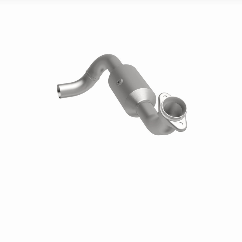 Ford F-150 Catalytic Converter - Underbody - Magnaflow - OEM Grade Direct-Fit - `07-`08