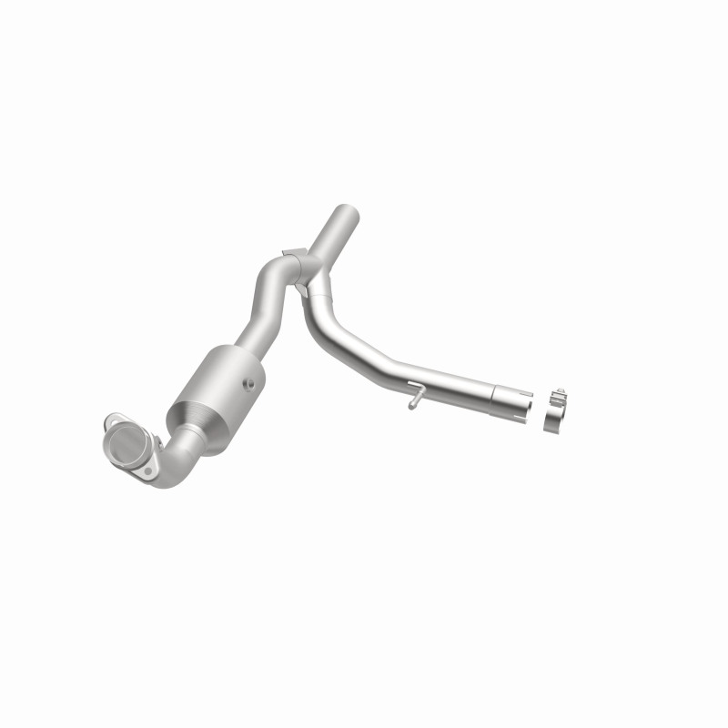 Ford F-150 Catalytic Converter - Underbody - Magnaflow - OEM Grade Direct-Fit - `07-`08