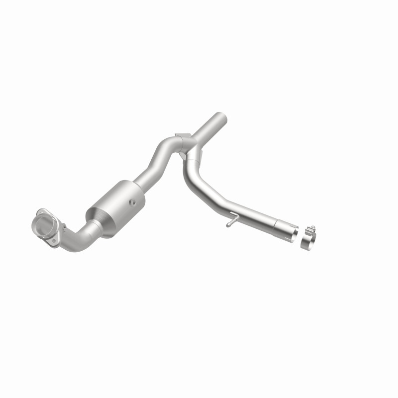 Ford F-150 Catalytic Converter - Underbody - Magnaflow - OEM Grade Direct-Fit - `07-`08