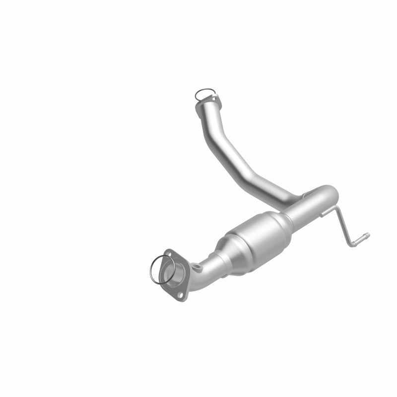 Toyota FJ Cruiser Catalytic Converter - Rear - Magnaflow - HM Grade Direct-Fit - `07-`09