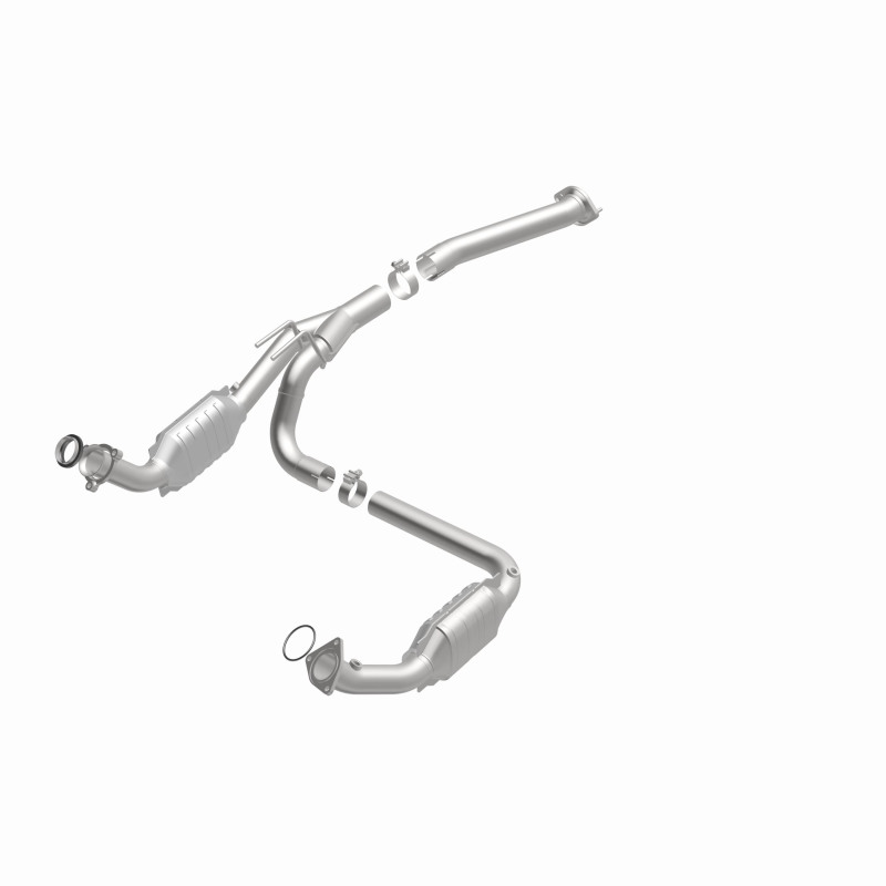 GMC Savana 1500 Catalytic Converter - Magnaflow - HM Grade Direct-Fit - `03-`08
