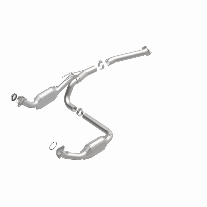 GMC Savana 1500 Catalytic Converter - Magnaflow - HM Grade Direct-Fit - `03-`08