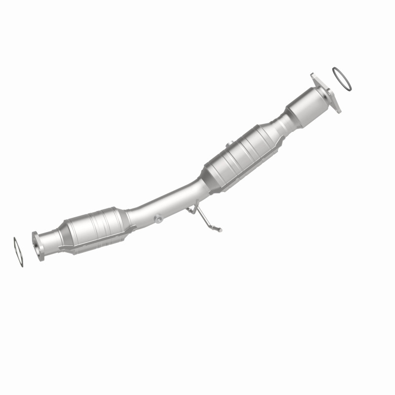 Volvo V50 Catalytic Converter - Magnaflow - HM Grade Direct-Fit, Federal/EPA Compliant - `05-`10