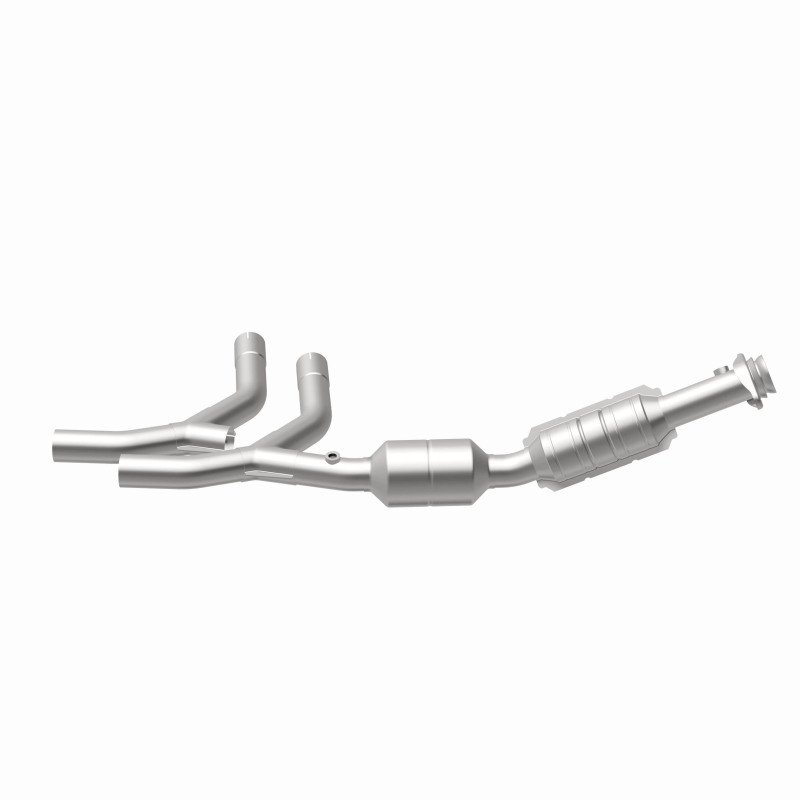 Ford E-150 Catalytic Converter - Passenger Side - Magnaflow - HM Grade Direct-Fit - `05-`07