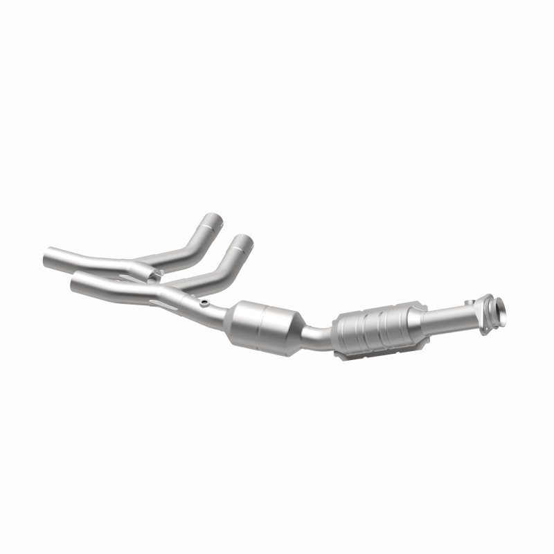 Ford E-150 Catalytic Converter - Passenger Side - Magnaflow - HM Grade Direct-Fit - `05-`07