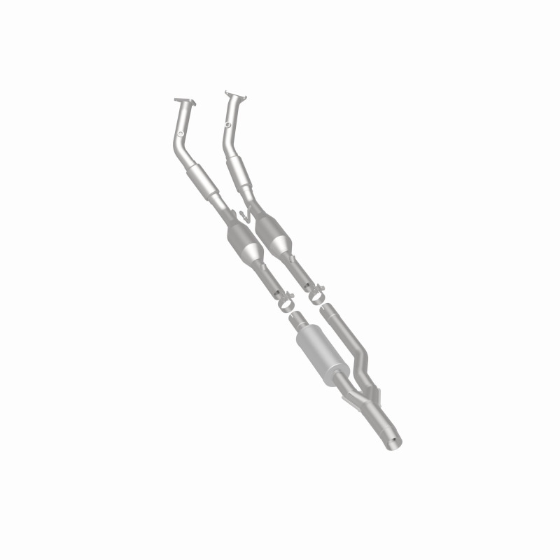 Volkswagen R32 Catalytic Converter - Magnaflow - Direct-Fit - 2008