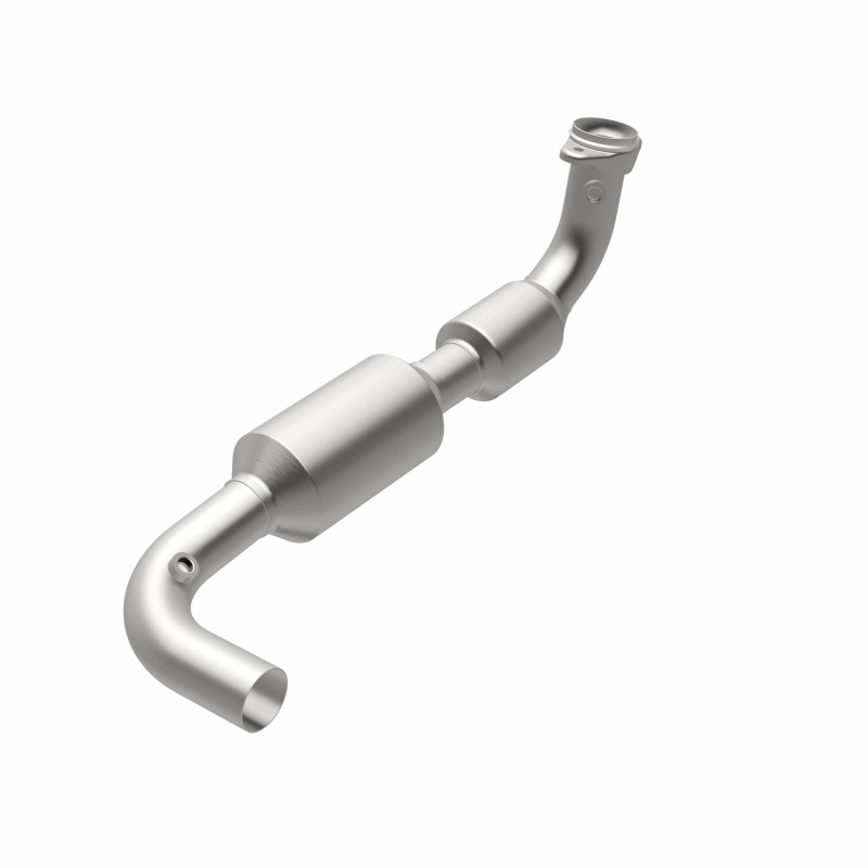 Ford F-150 Catalytic Converter - Magnaflow - OEM Grade Direct-Fit - `00-`03