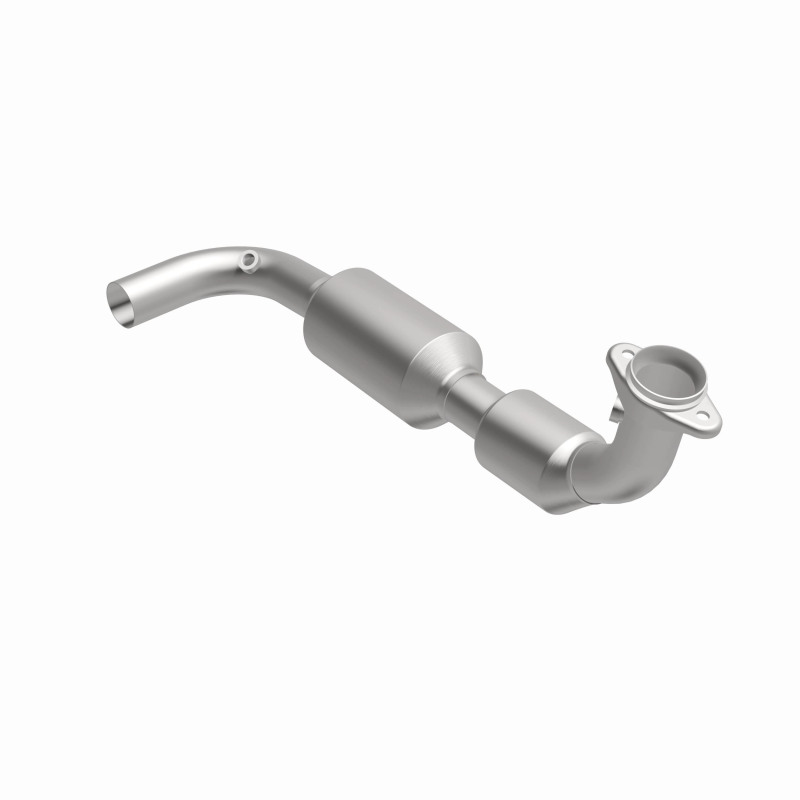 Ford F-150 Catalytic Converter - Magnaflow - OEM Grade Direct-Fit - `00-`03