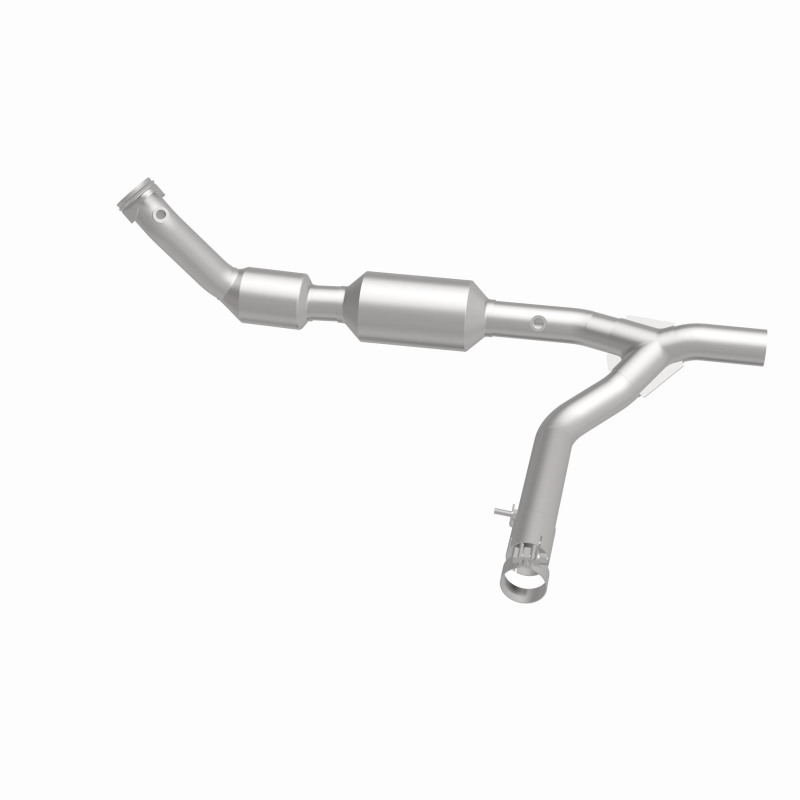 Ford F-150 Catalytic Converter - Magnaflow - Direct Fit - `00-`03