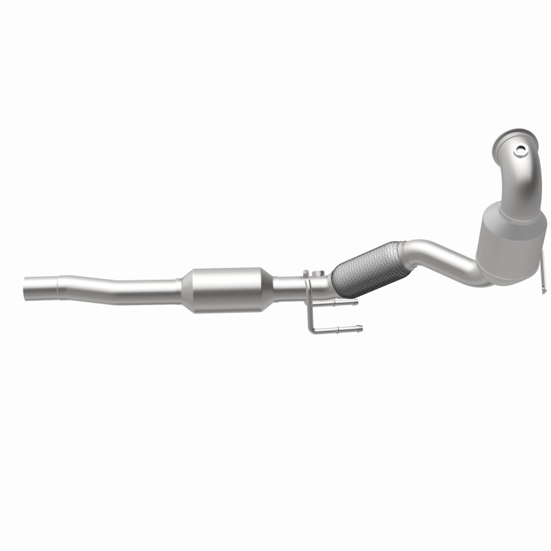 Volkswagen Jetta Catalytic Converter - Underbody - Magnaflow - OEM Grade Direct-Fit - `16-`18