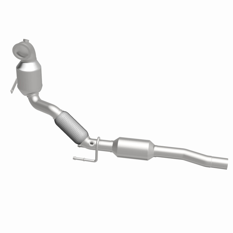 Volkswagen Jetta Catalytic Converter - Underbody - Magnaflow - OEM Grade Direct-Fit - `16-`18