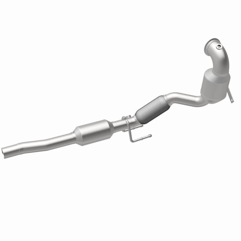 Volkswagen Jetta Catalytic Converter - Underbody - Magnaflow - OEM Grade Direct-Fit - `16-`18