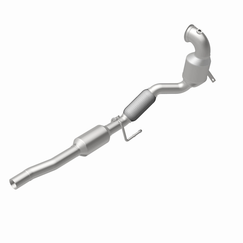 Volkswagen Jetta Catalytic Converter - Underbody - Magnaflow - OEM Grade Direct-Fit - `16-`18
