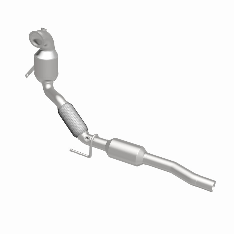 Volkswagen Jetta Catalytic Converter - Underbody - Magnaflow - OEM Grade Direct-Fit - `16-`18