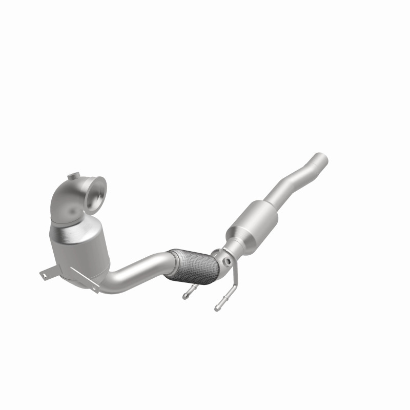 Volkswagen Jetta Catalytic Converter - Underbody - Magnaflow - OEM Grade Direct-Fit - `16-`18