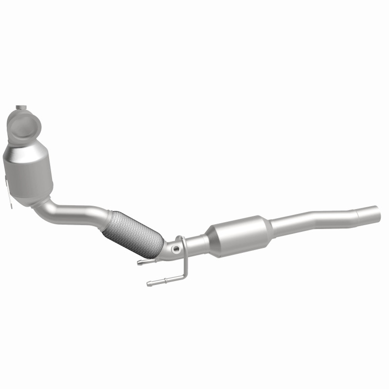 Volkswagen Jetta Catalytic Converter - Underbody - Magnaflow - OEM Grade Direct-Fit - `16-`18