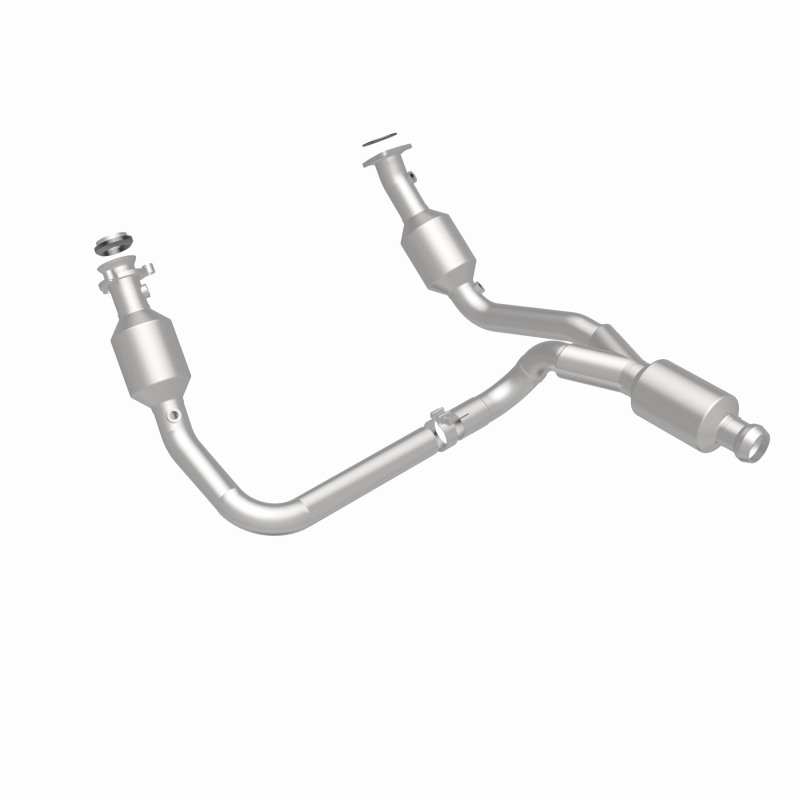 GMC Sierra 1500 Catalytic Converter - Magnaflow - OEM Grade, Direct-Fit - `14-`15