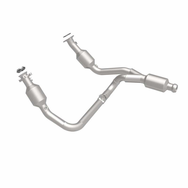 GMC Sierra 1500 Catalytic Converter - Magnaflow - OEM Grade, Direct-Fit - `14-`15