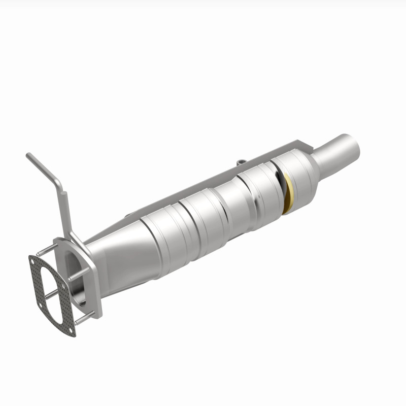 Ford F59 Commercial Stripped Chassis Catalytic Converter - Underbody - Magnaflow - Direct Fit - `14-`17