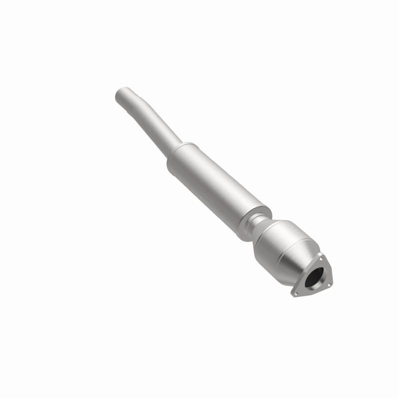 Volkswagen Phaeton Catalytic Converter - Rear Passenger Side - Magnaflow - California Grade CARB Compliant Direct-Fit - `04-`06