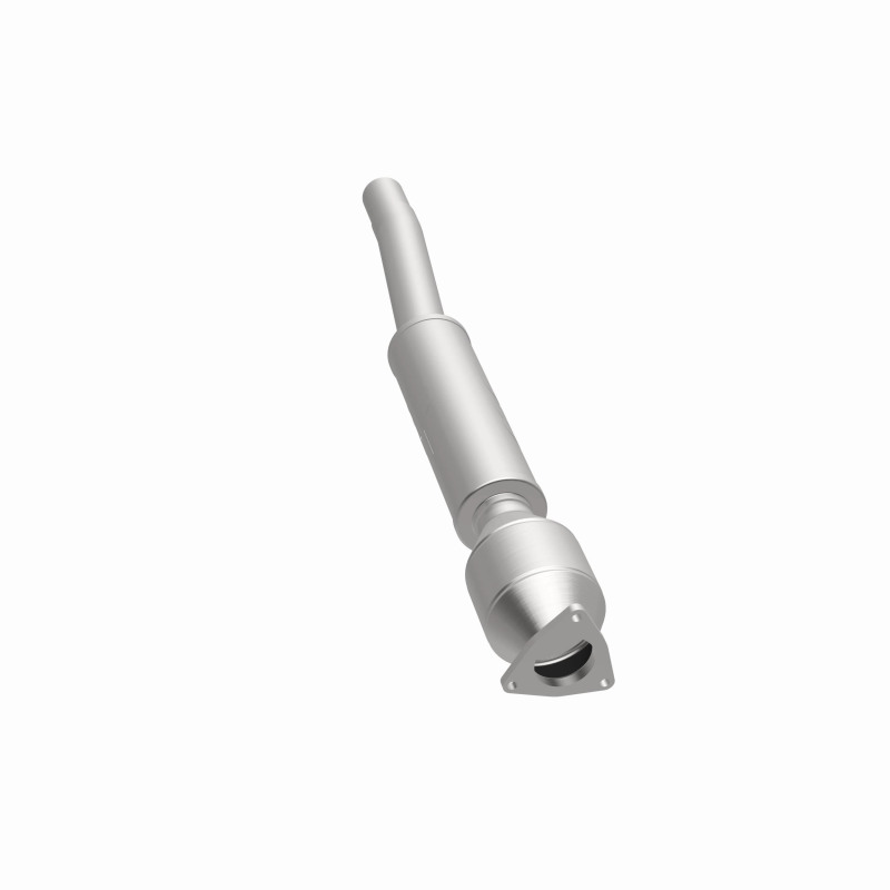Volkswagen Phaeton Catalytic Converter - Rear Passenger Side - Magnaflow - California Grade CARB Compliant Direct-Fit - `04-`06