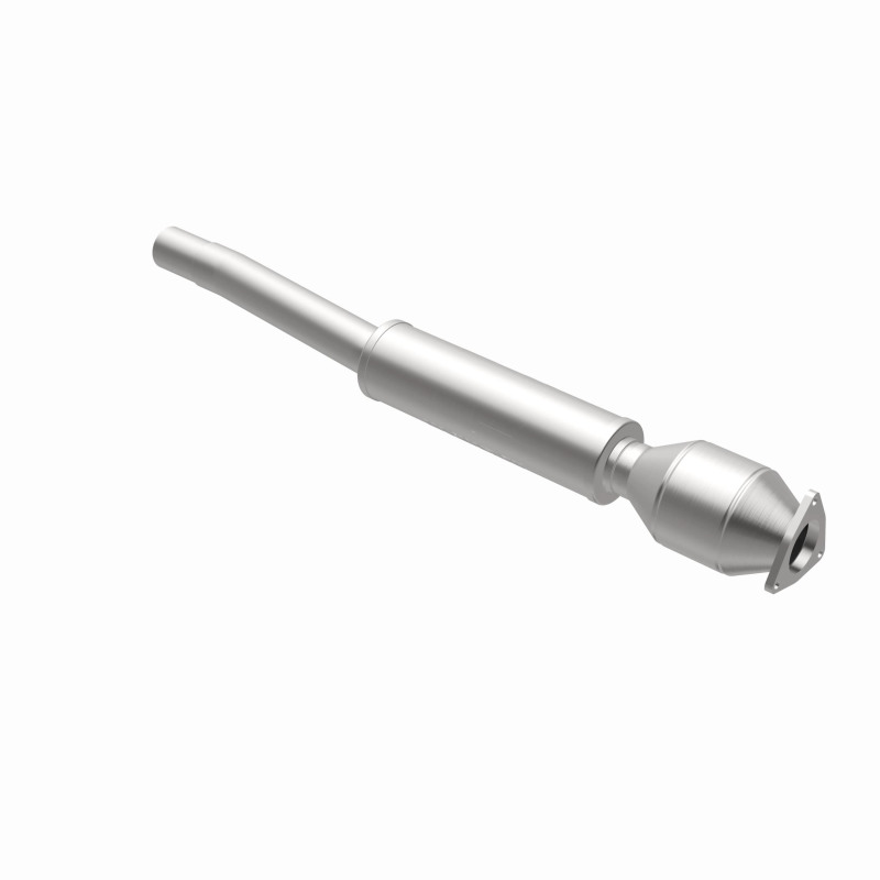 Volkswagen Phaeton Catalytic Converter - Rear Passenger Side - Magnaflow - California Grade CARB Compliant Direct-Fit - `04-`06