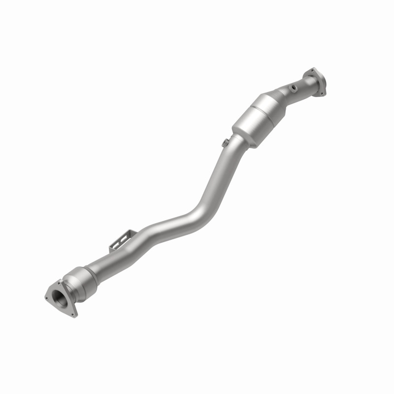 Volkswagen Phaeton Catalytic Converter - Front Passenger Side - Magnaflow - California Grade CARB Compliant Direct-Fit - 2005