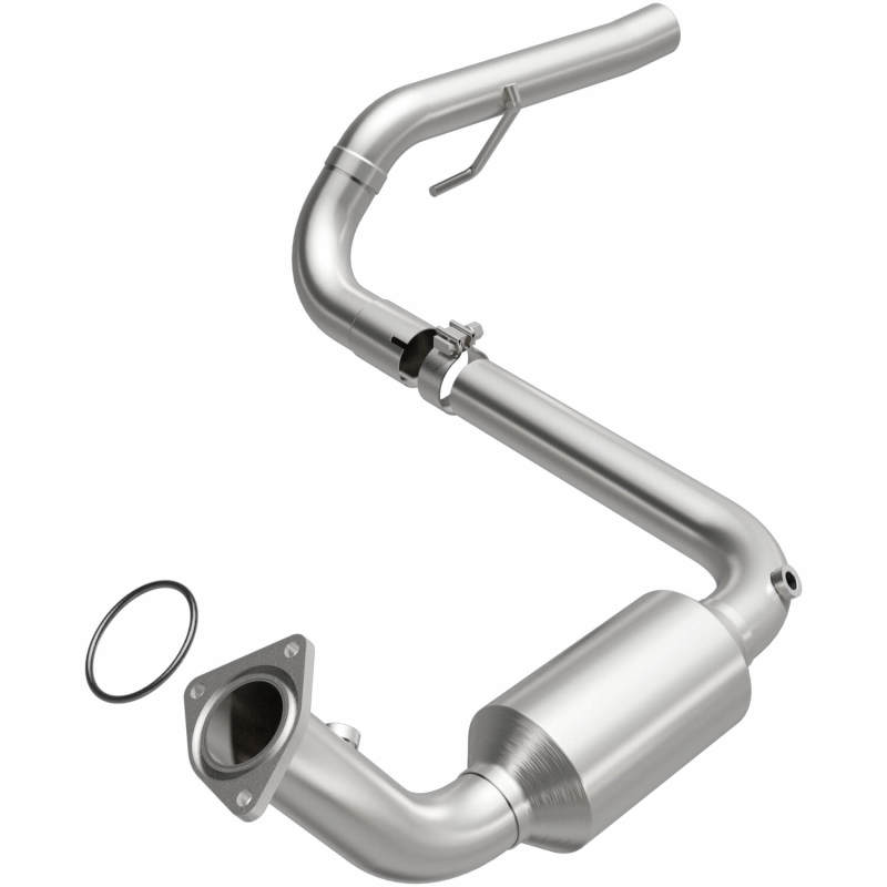 Cadillac Escalade Catalytic Converter - Magnaflow - California Grade CARB Compliant Direct-Fit - `02-`03