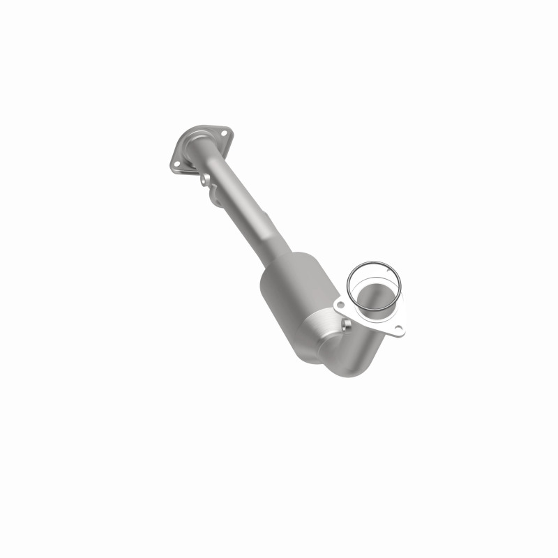 Cadillac Escalade Catalytic Converter - Magnaflow - California Grade CARB Compliant Direct-Fit - `02-`03