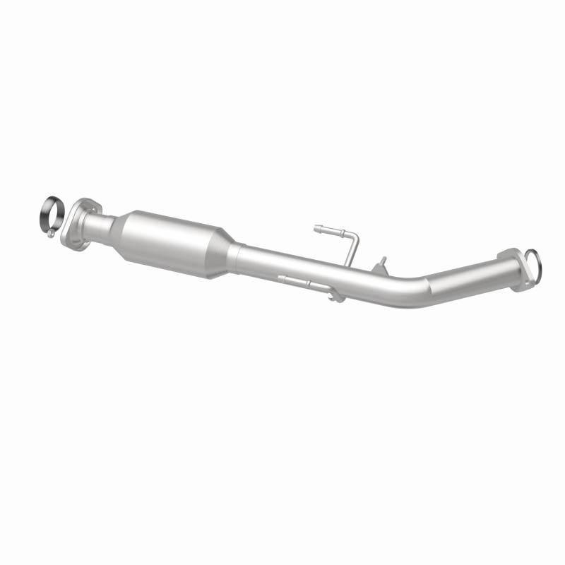 Toyota Sienna Catalytic Converter - Magnaflow - California Grade CARB Compliant Direct-Fit - `01-`03