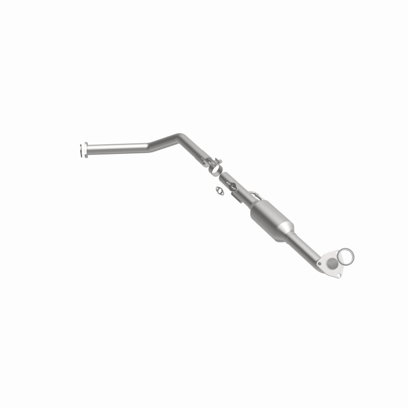 Toyota Sequoia Catalytic Converter - Underbody - Magnaflow - California Grade CARB Compliant, Direct-Fit - `01-`04